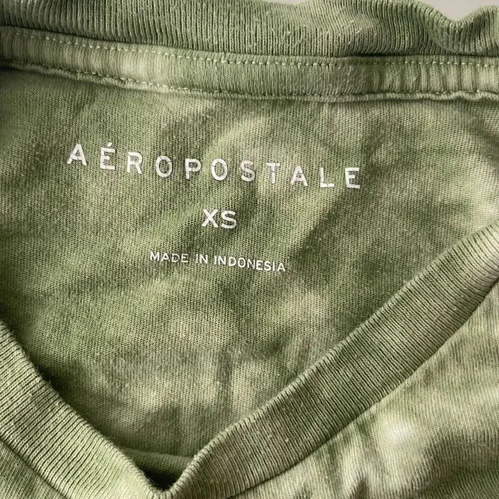 🌻3/20 Aeropostale tie dye short sleeve T-shirt.  Size XS.